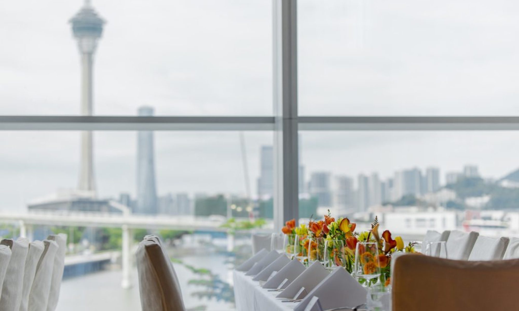 Skip the ballroom: The case for getting married at Vida Rica Bar, Mandarin Oriental, Macau