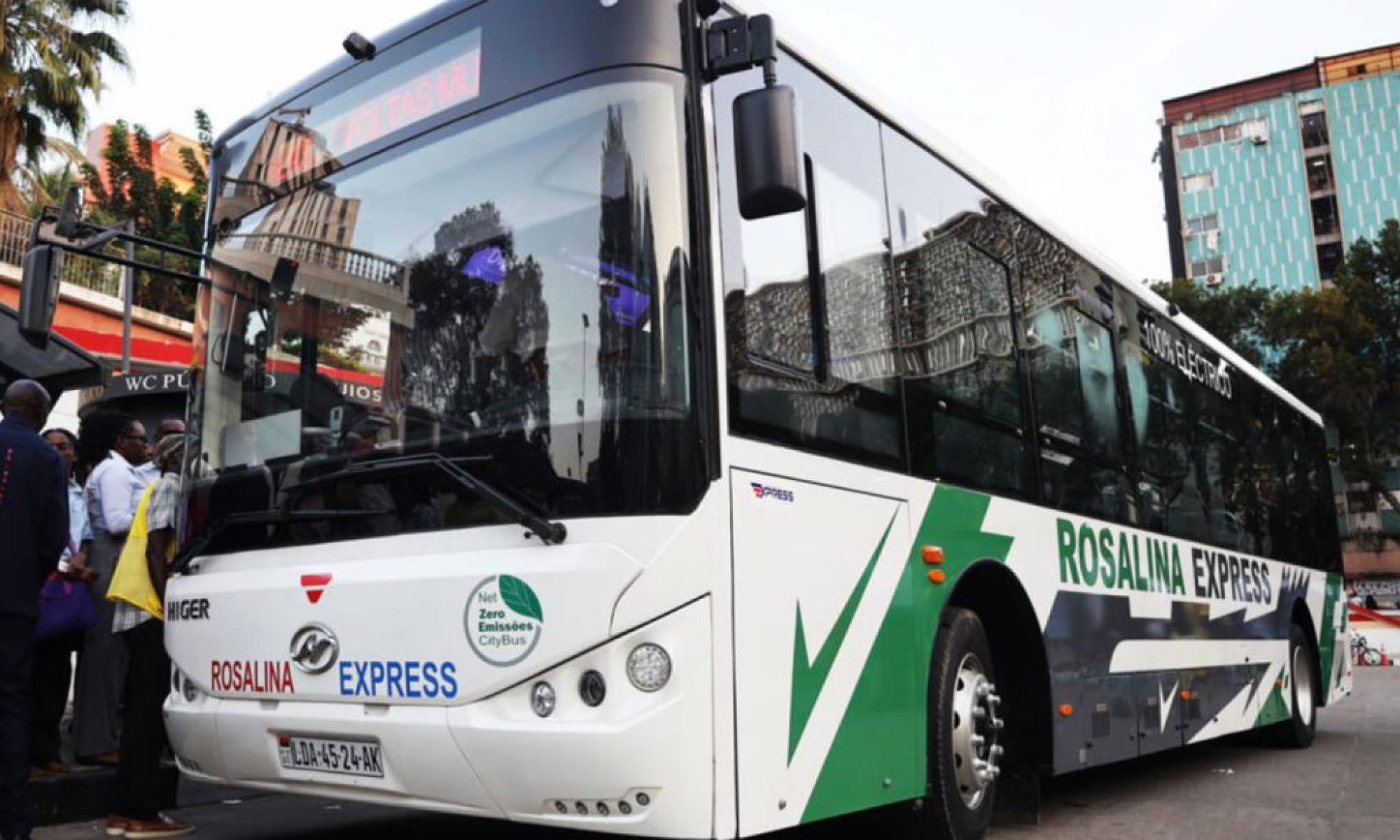 Angola’s capital boosts green transport with Chinese electric buses