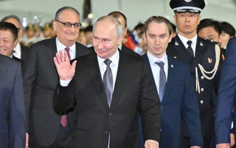 Russia and China strengthen “no-limits” partnership during state visit