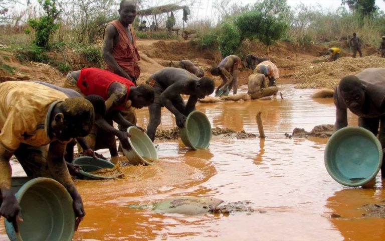 Mozambique mining crisis threatens drinking water