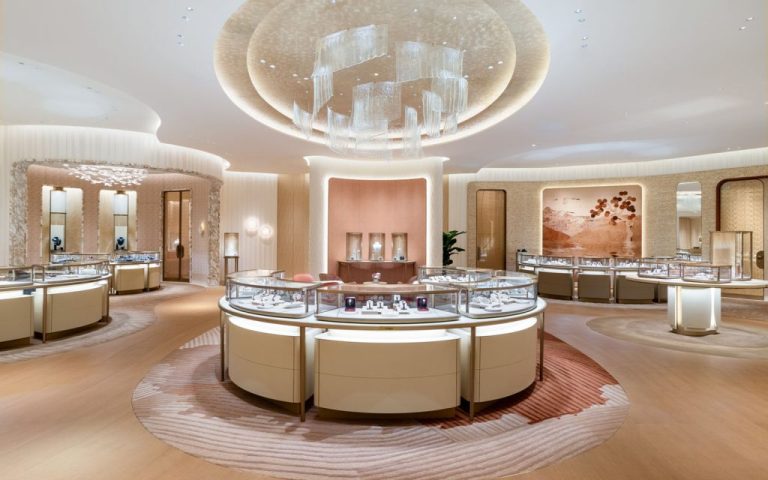Cartier unveils the largest boutique in Macao at Shoppes at Four Seasons