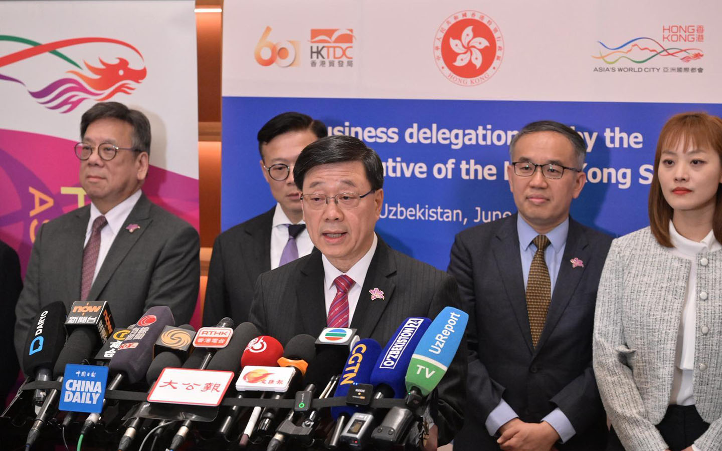 Hong Kong leader eyes closer ties with Uzbekistan to boost strategic partnership