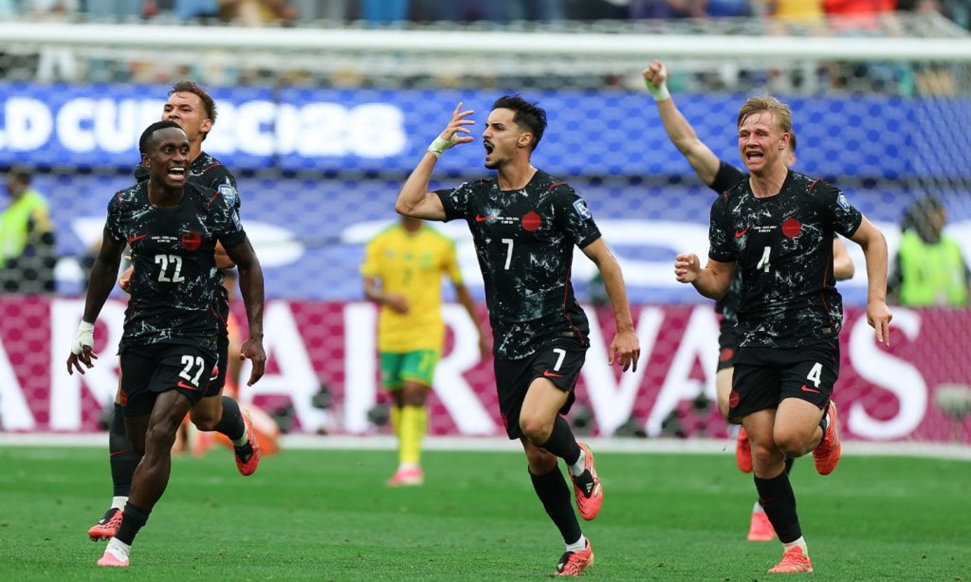 Eustáquio sends Canada into World Cup Round of 16 with stoppage-time winner