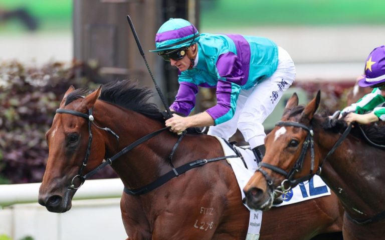 Zac Purton: The first jockey in Hong Kong history to ride 2,000 Winners