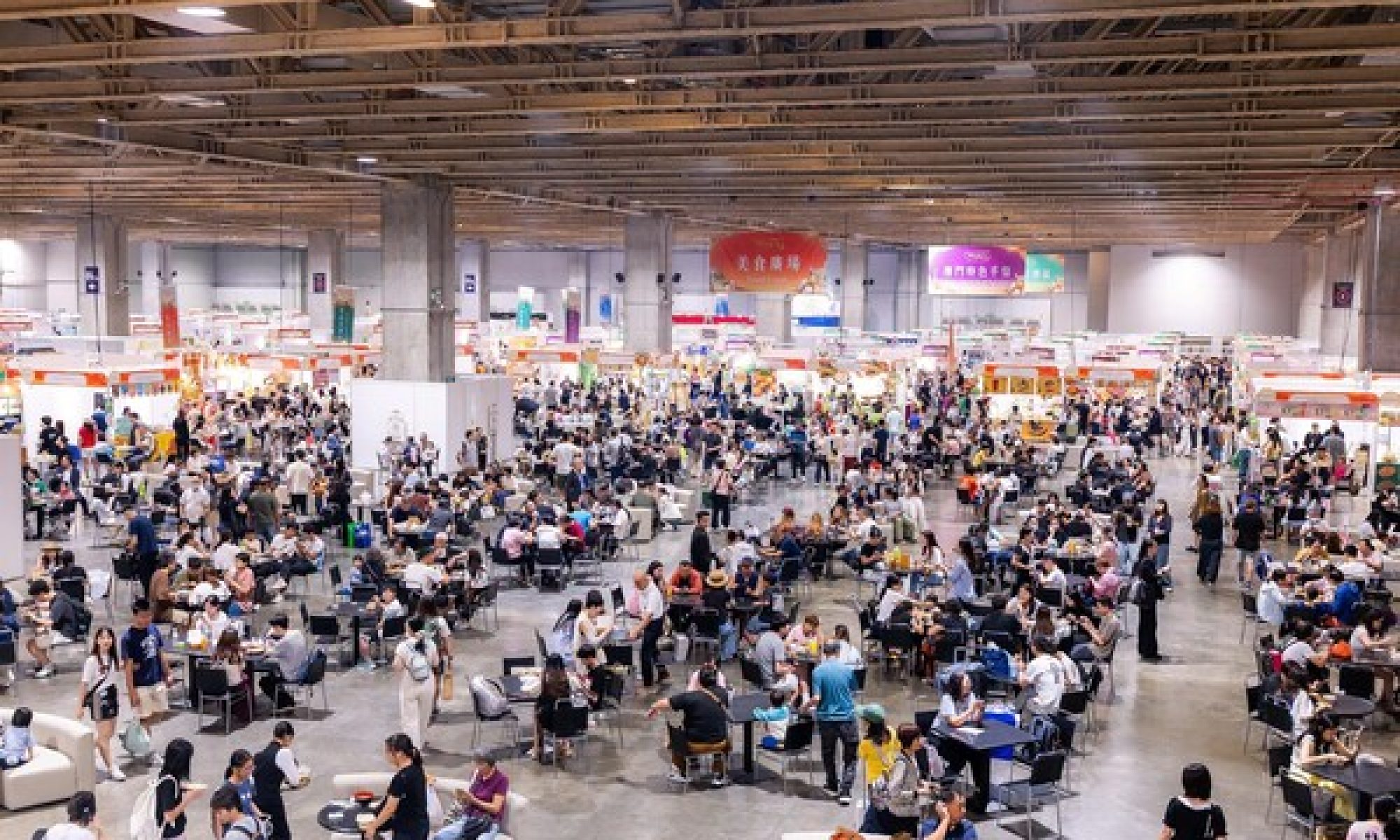 Sands Shopping Carnival attracts record crowds in Macao
