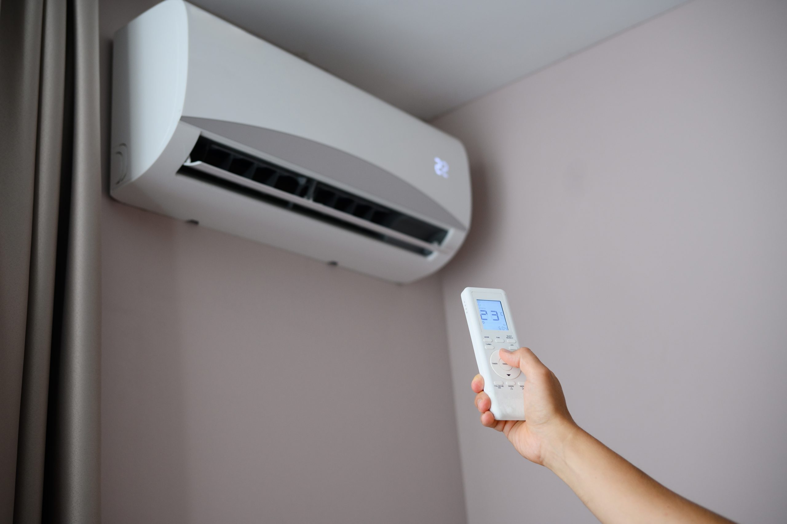 Jiangmen air conditioner exports surge amid European heatwave
