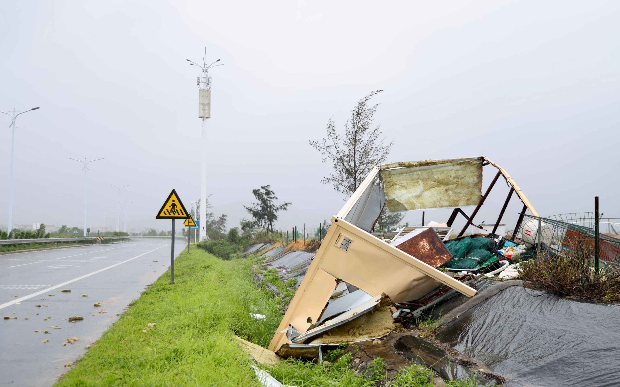 Heavy rain persists in Guangdong after Typhoon Noul moves away
