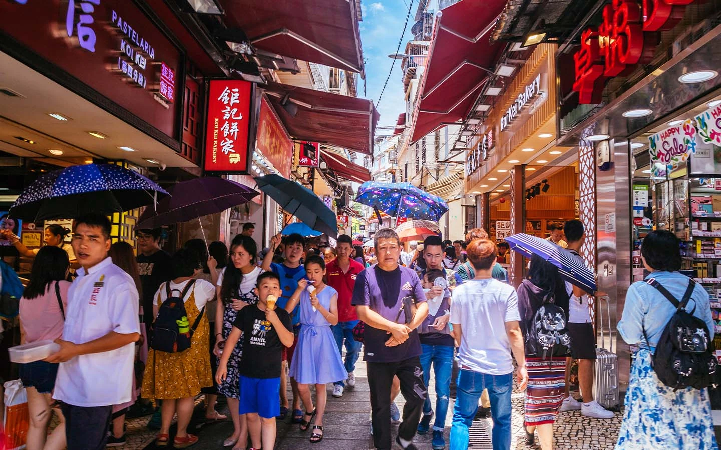 Macao visitor non-gaming spending rises 17.4 percent in first half of 2026