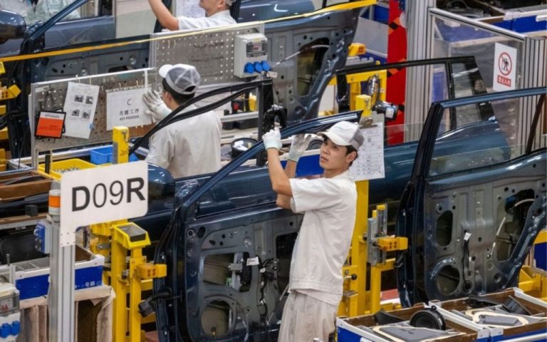 China’s factory activity experiences July contraction