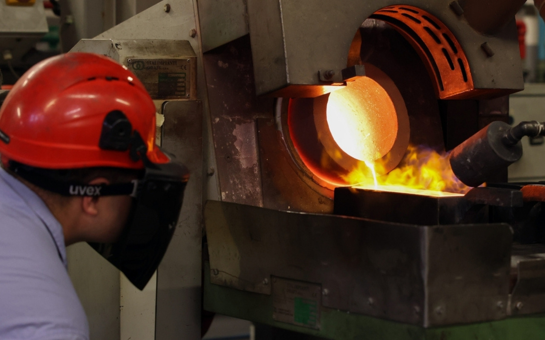 Angolan gold refinery
