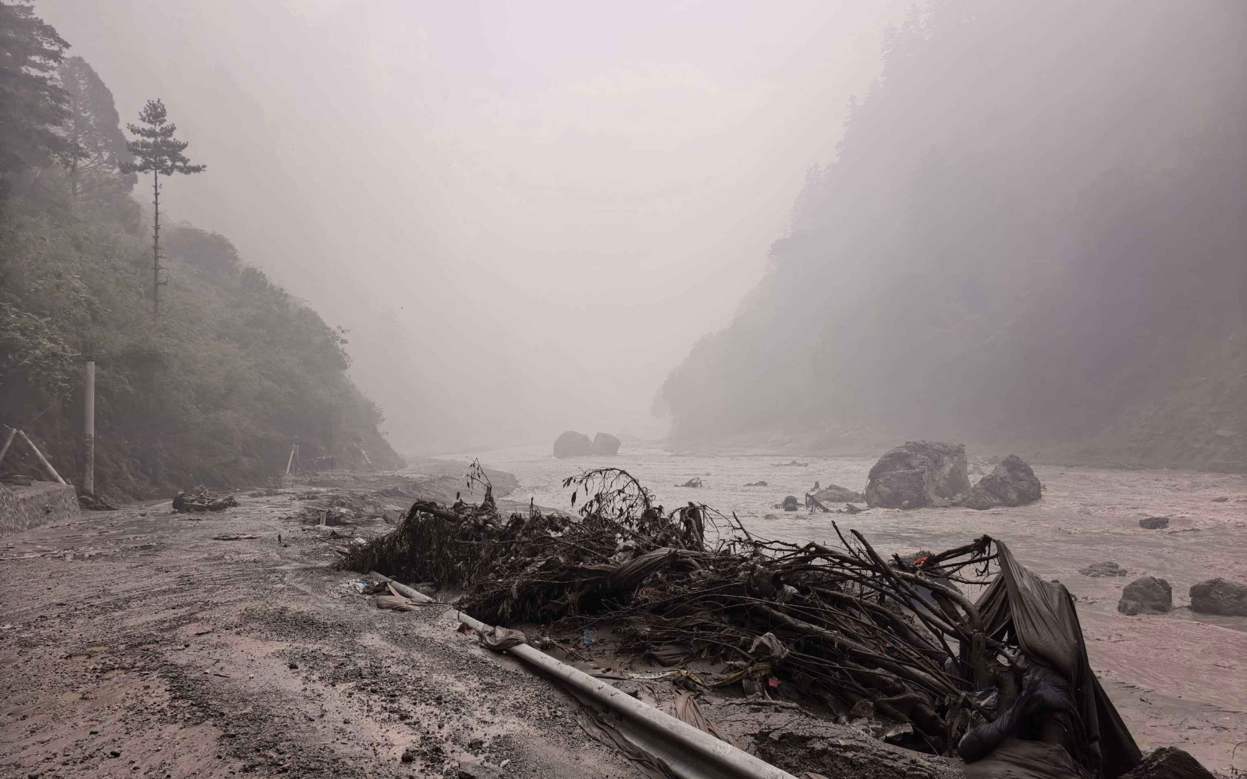Tibet-Nepal flood disaster: at least 180 dead and over 1,300 missing