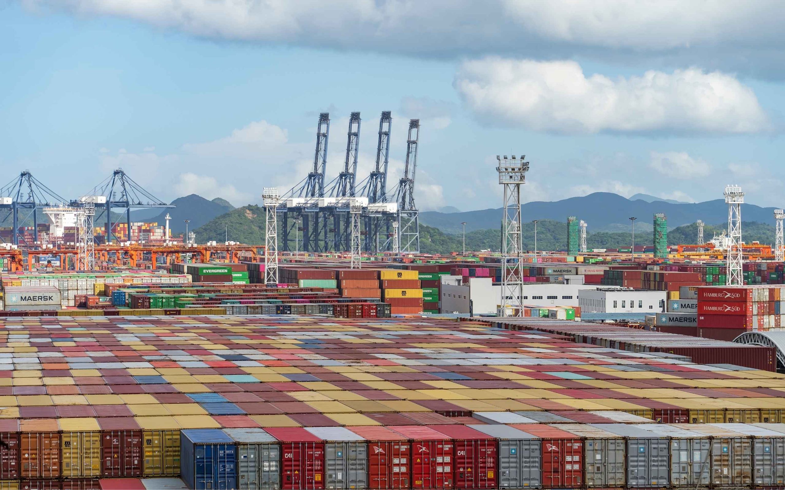 Which sectors drove Guangdong’s economic growth in the first half of 2026?