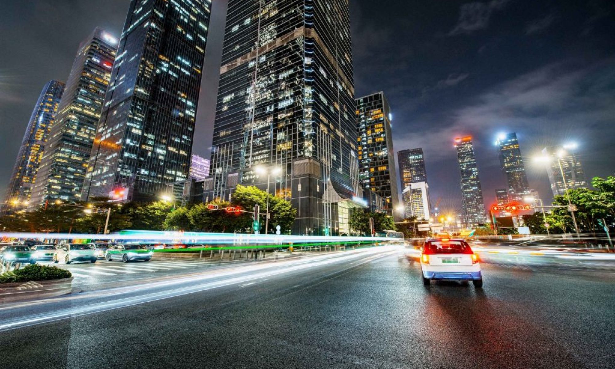 How do I get home from Shenzhen to Macao after midnight?