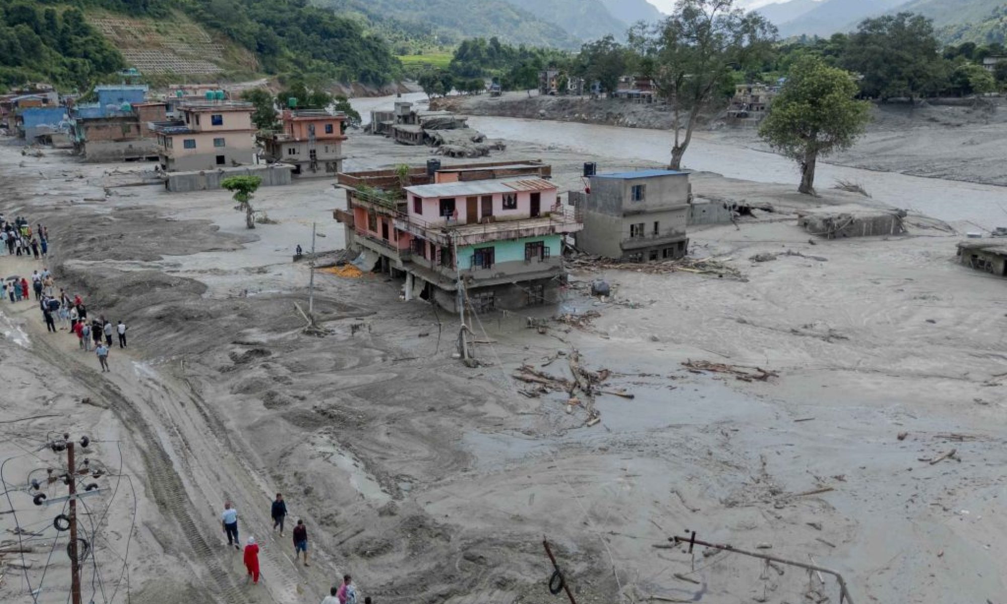 Tibet-Nepal flood disaster: death toll hits at least 478, with over 1,400 missing