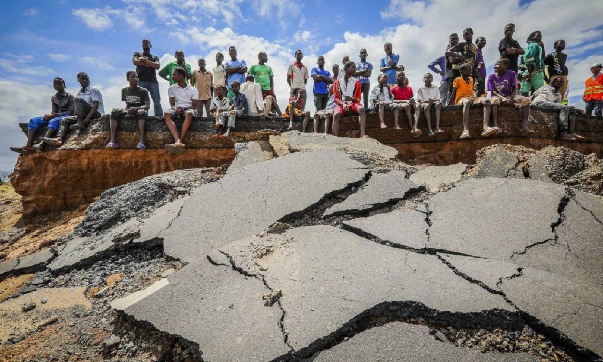 Mozambique plans US$2.8 billion road programme, with work to begin in 2027