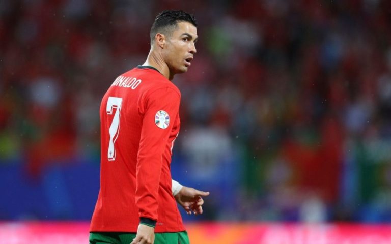 Cristiano Ronaldo breaks silence after leaving Portugal camp